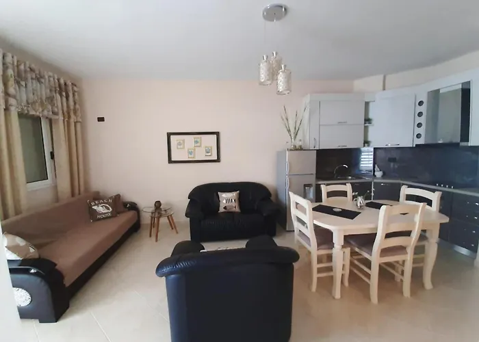 Marina Chic Apartment